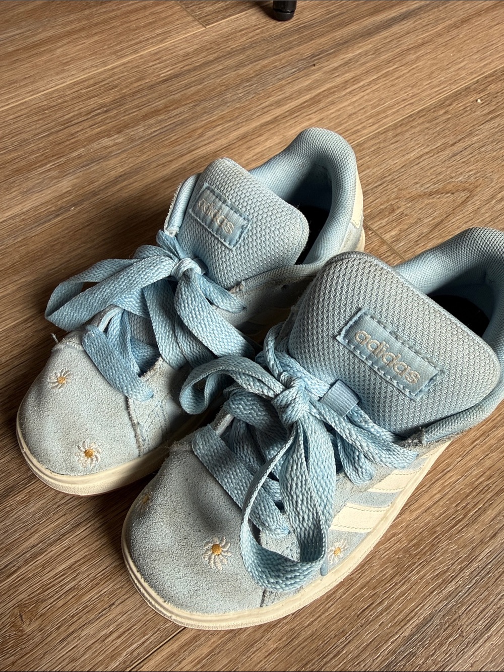 adidas Kids Light Blue Suede Sneakers with Daisy Embroidery